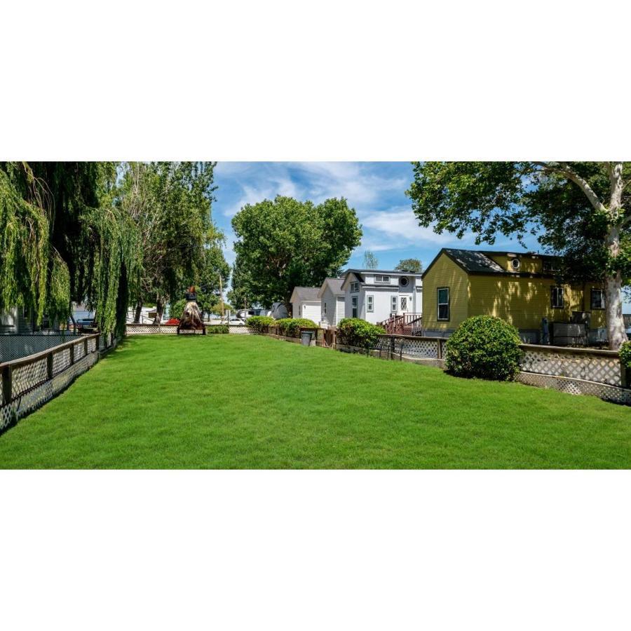 Hotel Snug Harbor Rv Park & Marina Walnut Grove Exterior foto