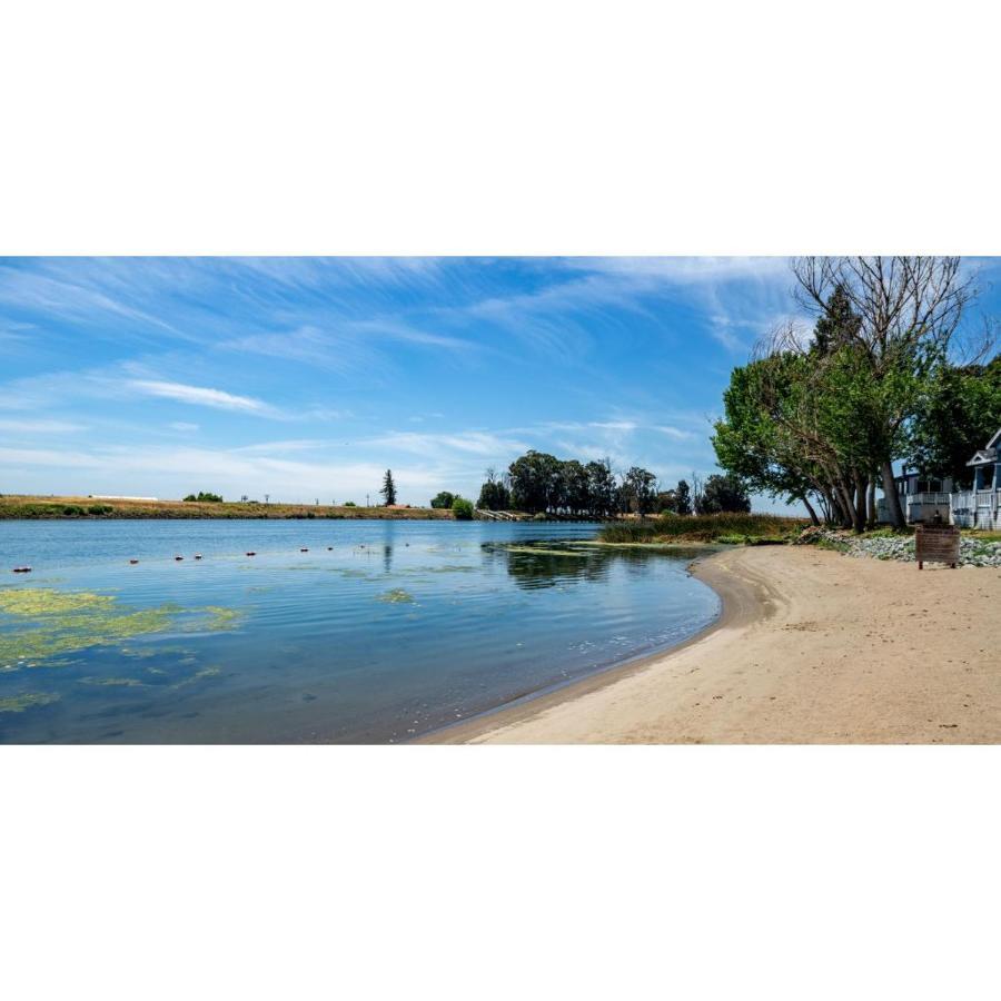 Hotel Snug Harbor Rv Park & Marina Walnut Grove Exterior foto